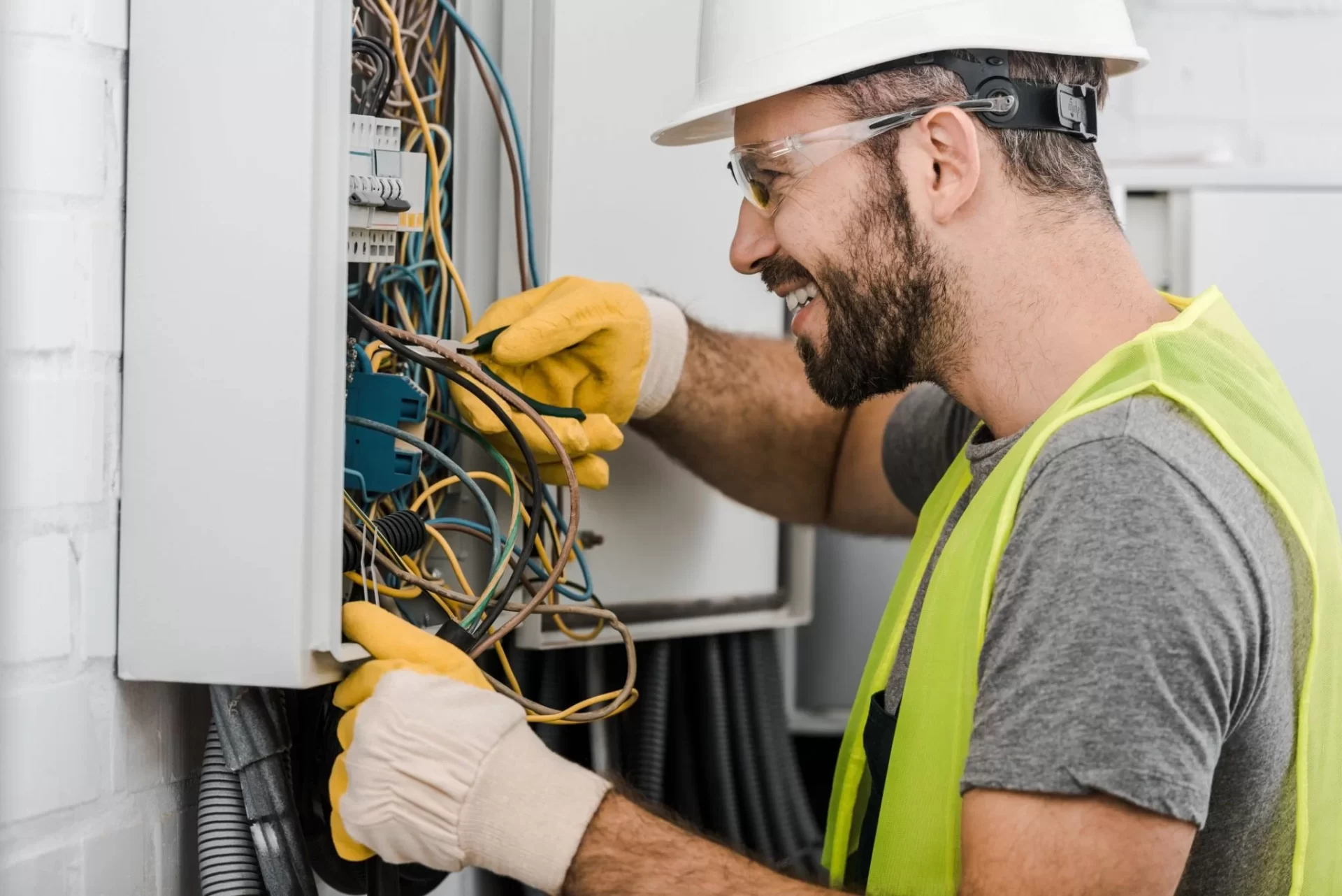 ELETRICISTA: É ou NÃO É uma Profissão?