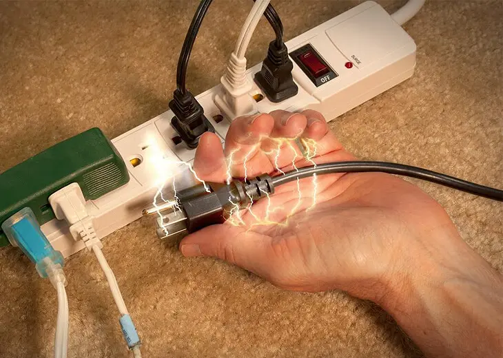 CHOQUE ELÉTRICO: O que fazer?
