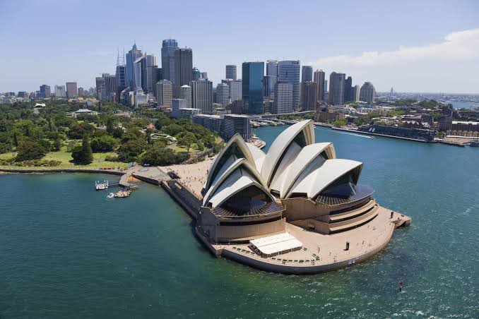 Austrália também busca por mão de obra de eletricista para trabalhar no exterior. 